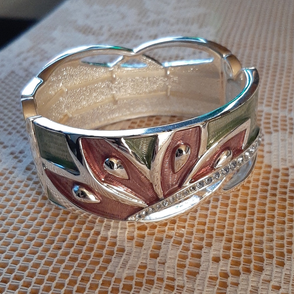 Hand Painted Bracelet - Picture 3 of 5